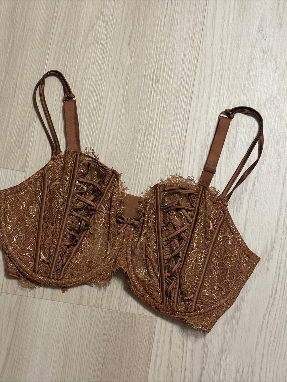 Victoria’s Secret Dream Angels push up without padding bra lace brown gold 38DDD